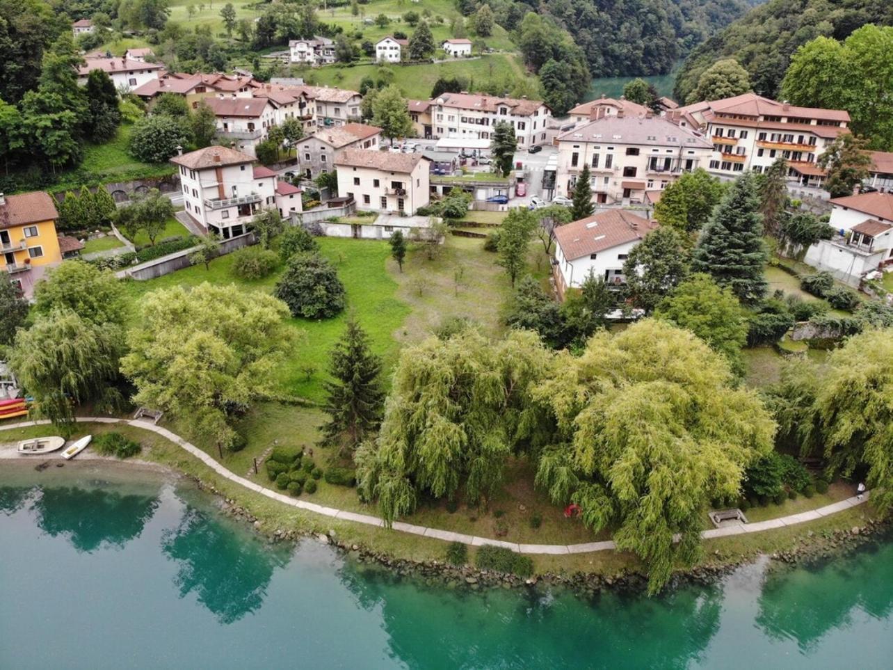 Vila Labod, Unique Villa At The Lake Most na Soči Exterior foto